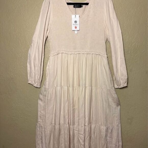NEW Plus Size Women’s Beige Flowy Ruffled Tiered Midi Dress W/ Pockets - Picture 1 of 5